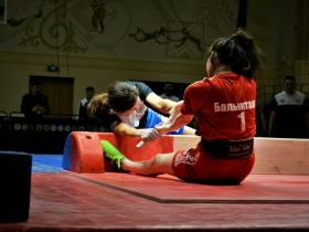 Команда села Чинэкэ выиграла турнир по мас-рестлингу среди наслегов Якутии