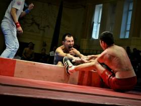 Команда села Чинэкэ выиграла турнир по мас-рестлингу среди наслегов Якутии