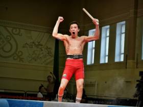 Команда села Чинэкэ выиграла турнир по мас-рестлингу среди наслегов Якутии