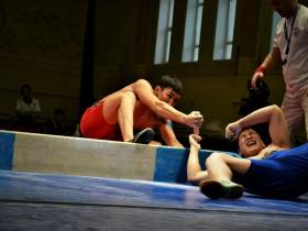 Команда села Чинэкэ выиграла турнир по мас-рестлингу среди наслегов Якутии