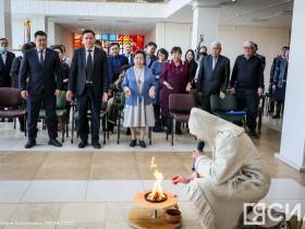 В Якутске открылась выставка мастеров Хатырыкского наслега