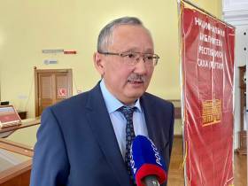 Вышла книга, посвященная 25-летию Национального центра аудиовизуального наследия народов Якутии