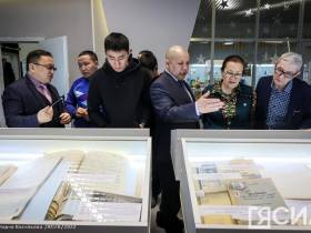 В Якутске открылась выставка архивных документов "Автономная Якутия: создание и становление"