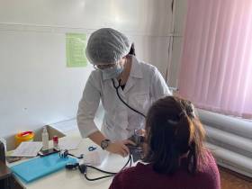 Медбригада РКБ №3 провела прием жителей сел Чурапчинского района