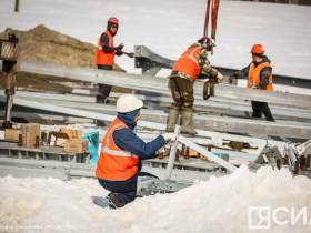 Дмитрий Бердников: Работы по Ленскому мосту ведутся по утвержденным графикам