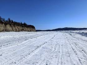 В Якутии на реках Лена и Колыма ведут активную работу по ослаблению прочности льда