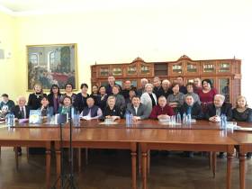 В Якутии вышла книга о первых вахтовиках республики