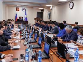 В Якутии реализуют федеральные меры поддержки экономики и населения