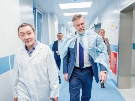 Кирилл Бычков проверил готовность к открытию кардио-сосудистого центра Якутии