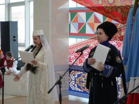 В Якутске состоялся интернациональный концерт «Парад юных талантов»