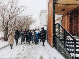 Внешний вид зданий предприятий и организаций на проспекте Ленина в Якутске приведут в единый стиль