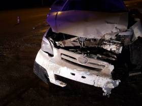 В Якутске при столкновении двух автомашин пострадал пассажир