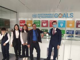 Участники экспедиции "Эллэйада" приступили к занятиям в новом корпусе Малой академии наук