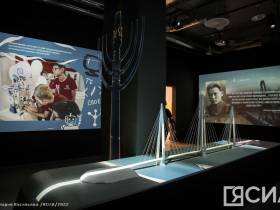 В Якутске открылась выставка "Современная история Якутии", посвящённая 100-летию ЯАССР