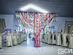 В Якутске открылась выставка "Современная история Якутии", посвящённая 100-летию ЯАССР