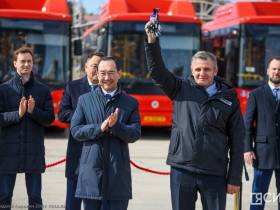 Сотню новых автобусов передали в Якутии к 100-летию ЯАССР