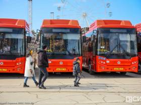 Сотню новых автобусов передали в Якутии к 100-летию ЯАССР