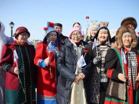 В Намском районе почтили память государственного деятеля Якутии Ильи Винокурова
