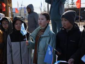 В Намском районе почтили память государственного деятеля Якутии Ильи Винокурова