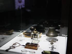 Айсен Николаев посетил уникальные экспозиции к 100-летию основания Якутской АССР