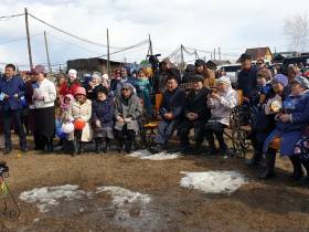 100 лет ЯАССР. Сегодня в Нюрбинском улусе Якутии установили первую сваю здания школы