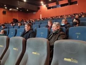 "За нами будущее..." В Якутске показали фильм об отцах-основателях республики