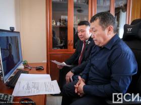 Строительство гибридной электростанции в якутском селе Хонуу завершится в сентябре