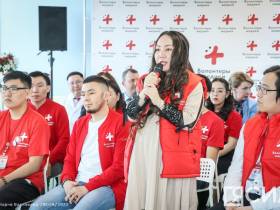 Михаил Мурашко поблагодарил волонтеров-медиков Якутии за вклад в борьбу с пандемией