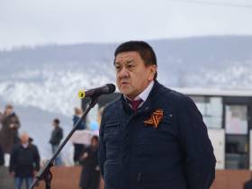 В городе Ленске Якутии отметили Первомай и подняли Знамя Победы