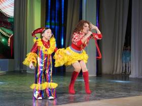 В Якутске состоялся концерт детской образцовой студии эстрадного вокала «Сырдык сүүрээн»