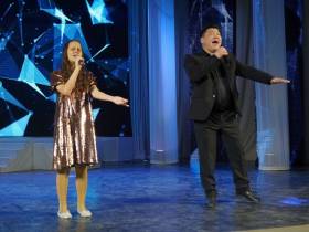 В Якутске состоялся концерт детской образцовой студии эстрадного вокала «Сырдык сүүрээн»