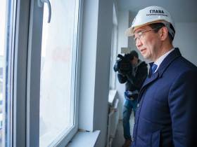 Строительство самой большой школы Якутии идет по графику 