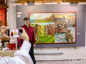 "История на холсте". В Якутске открылась выставка художника-баталиста Ивана Лебедева