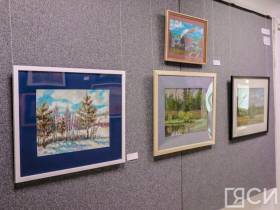 "История на холсте". В Якутске открылась выставка художника-баталиста Ивана Лебедева