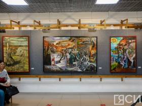 "История на холсте". В Якутске открылась выставка художника-баталиста Ивана Лебедева