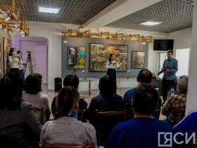 "История на холсте". В Якутске открылась выставка художника-баталиста Ивана Лебедева