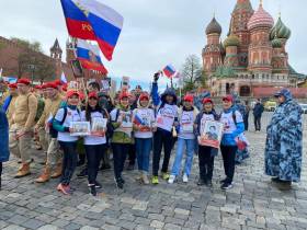 Якутяне приняли участие в акции «Бессмертный полк» в Москве и Санкт-Петербурге