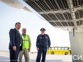 Уникальный самолет-лаборатория Як-24 по искусственному увеличению осадков прибыл в Якутию