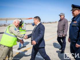 Фотофакт. В Якутию прибыл самолет-лаборатория Росгидромета Як-42Д