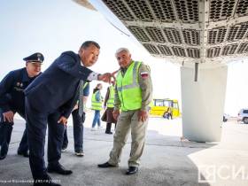 Фотофакт. В Якутию прибыл самолет-лаборатория Росгидромета Як-42Д