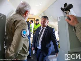 Фотофакт. В Якутию прибыл самолет-лаборатория Росгидромета Як-42Д