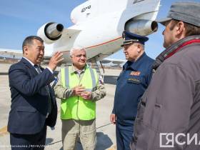 Фотофакт. В Якутию прибыл самолет-лаборатория Росгидромета Як-42Д