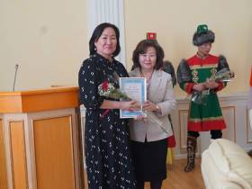 В Якутске состоялась встреча со стипендиатами имени Анастасии Сыромятниковой