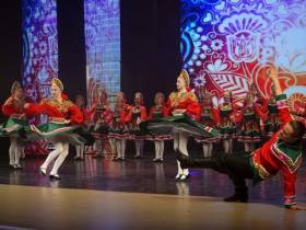 В Доме дружбы народов состоялся праздничный концерт в честь ансамбля эстрадного танца «Сюрприз»