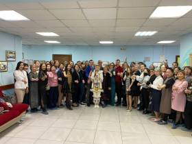 В Якутске участников конференции «УчимЗнаем» ознакомили с практиками по госпитальной педагогике