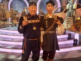 Известный хомусист-виртуоз Якутии Спиридон Шишигин рассказал об участии в шоу "Поле чудес"