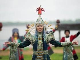 В Хабаровске с большим размахом отметили якутский национальный праздник Ысыах