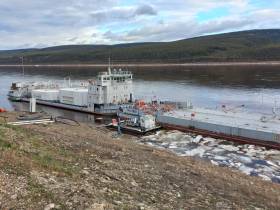 Дневник навигации: «Петр Бекетов» первым доставил нефтеналив