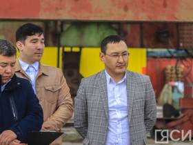 В Якутске встретили первый в навигации-2022 теплоход с грузом