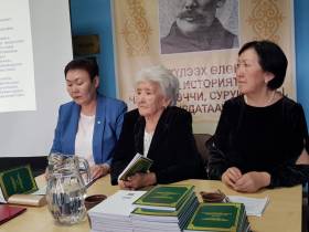 «Сеймчанский дневник» Алексея Кулаковского презентовали в Хангаласском районе